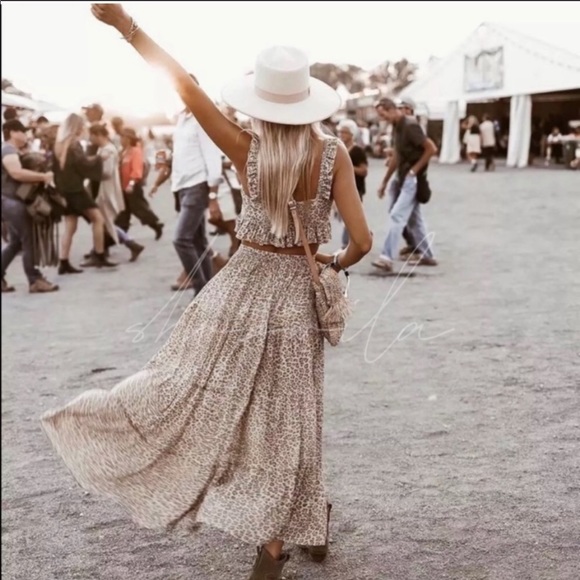 Boho Leopard Tie Top + Tiered Skirt 2 Piece Set - Picture 2 of 13